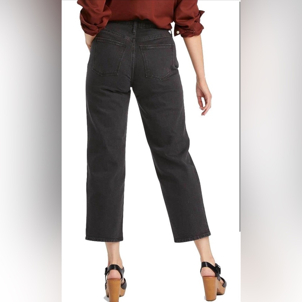 Black Vintage Straight Jeans